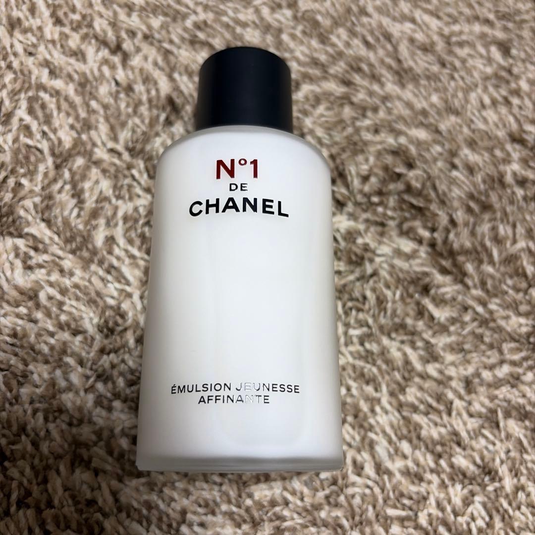 CHANEL 乳液