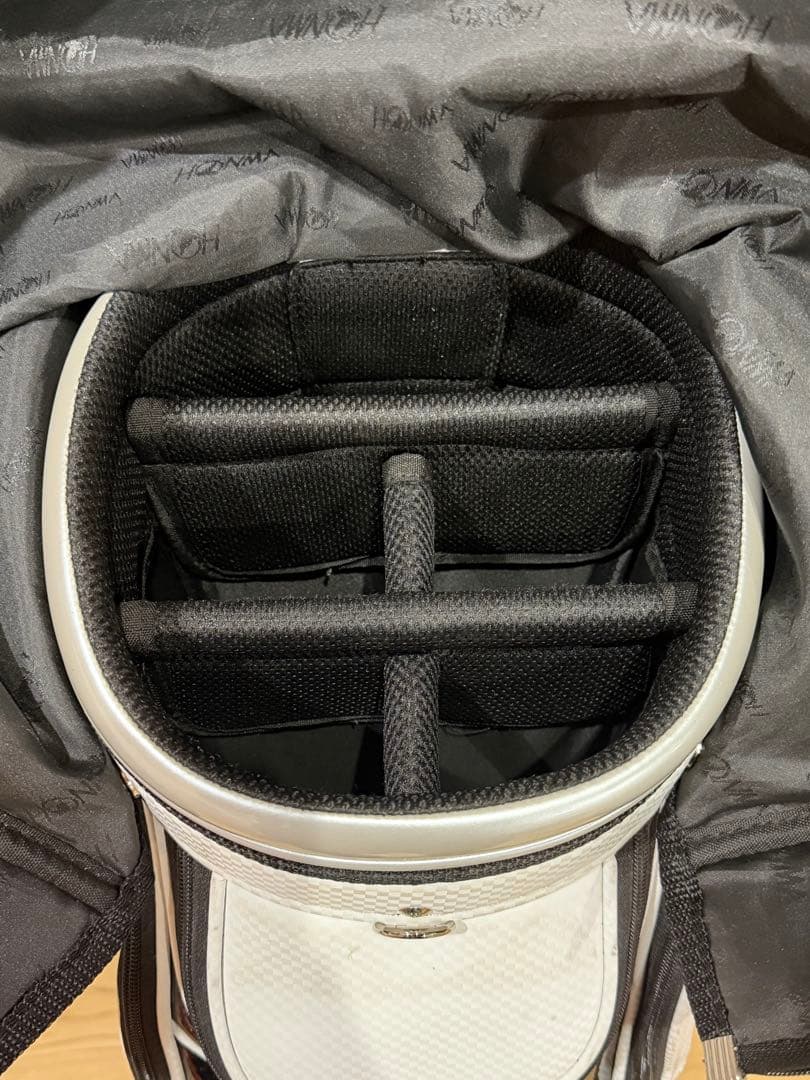 ⭐️人気⭐️HONMA TOUR WORLD キャディバッグ ホワイト