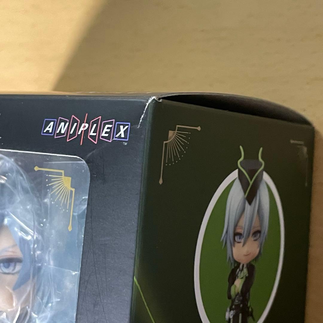 ツイステ　ねんどろいど　セベク シルバーフィギュア　特典缶バッジ付き