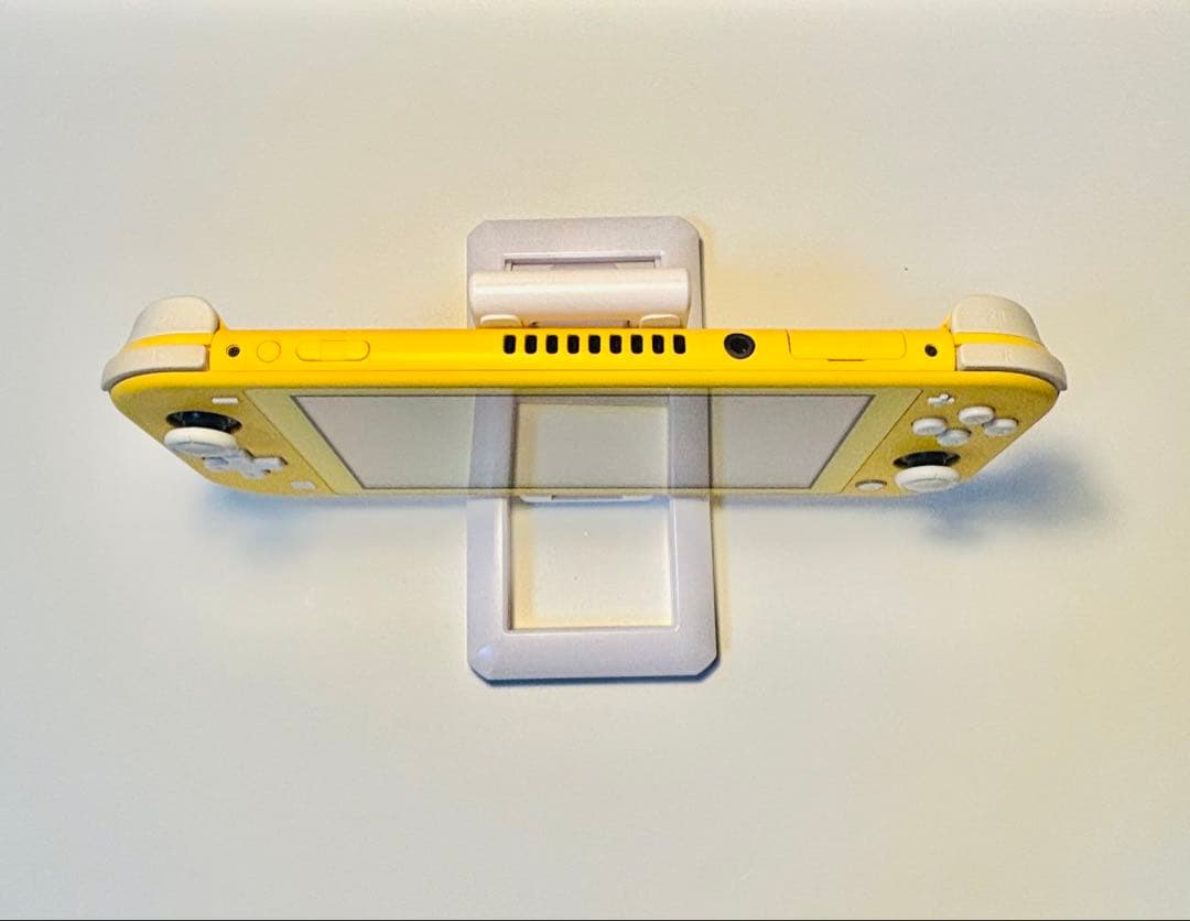 Nintendo Switch Lite イエロー 本体 （充電器付き）