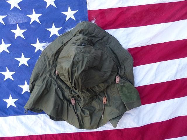 米軍実物 1977” M65 パーカー ジャケット 用 フード 白タグ　183
