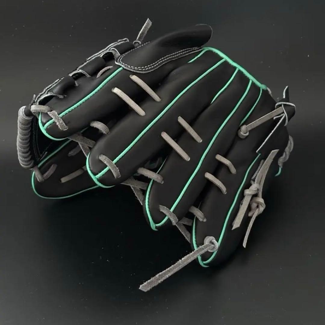 新品　硬式投手用グローブ　湯もみ型付け済み