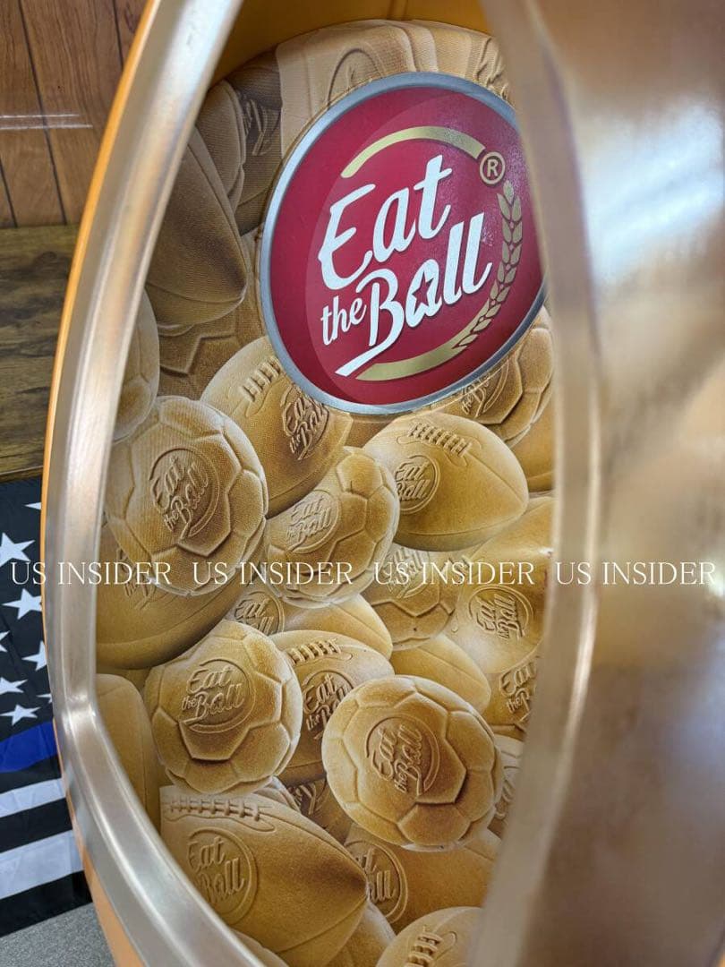 アメリカ直輸入★世界初のボール型パン　Eat the Ball★非売品ケース