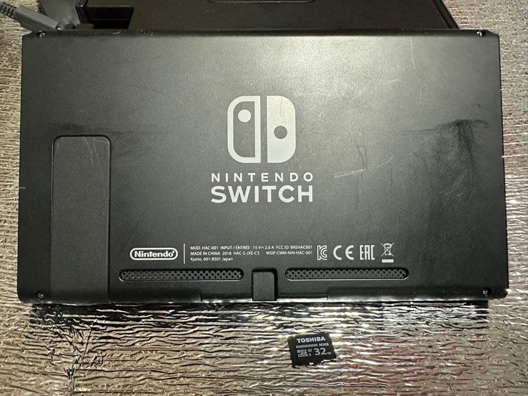ま*お様 中古　Nintendo Switch 本体 ブラック　ドック　ACアダ