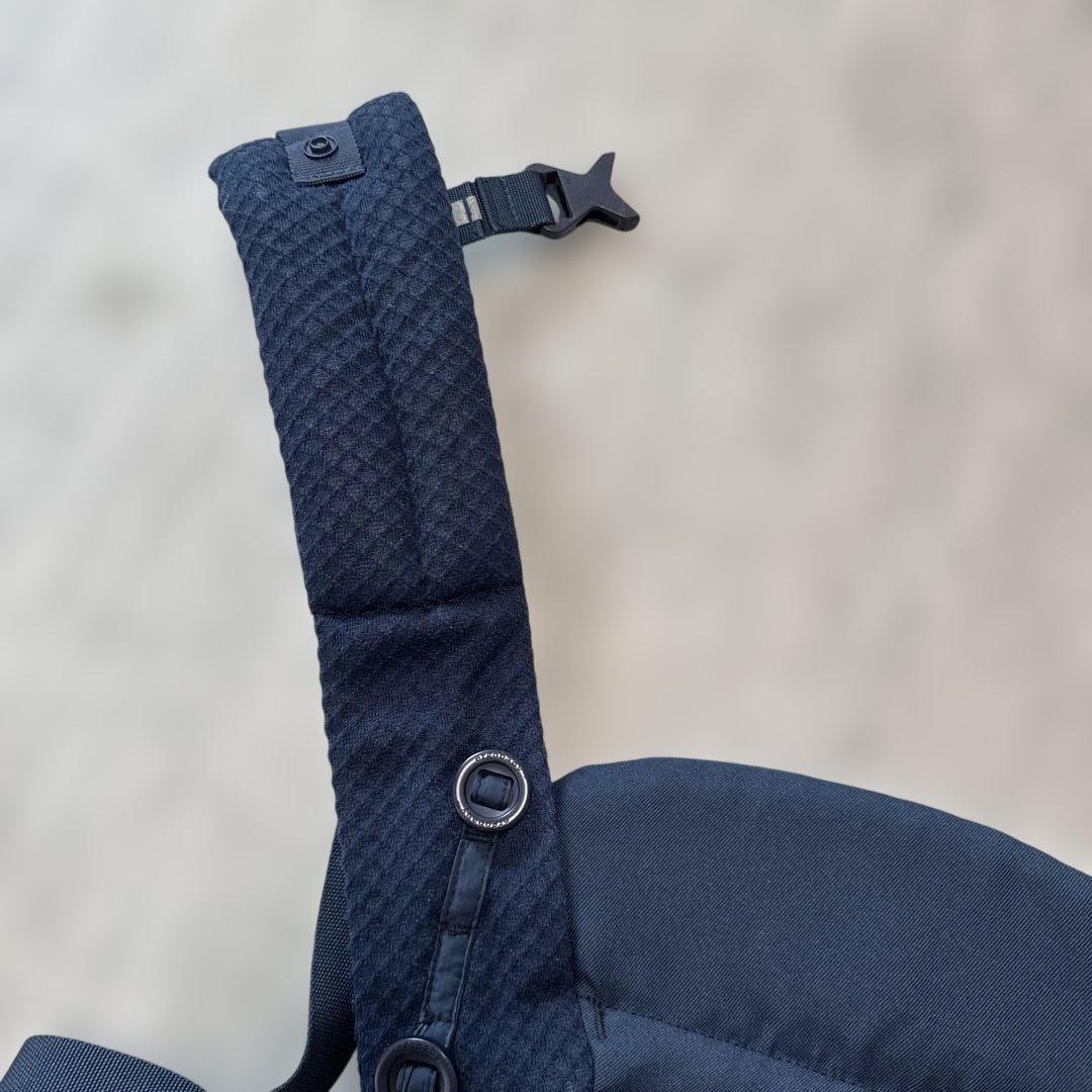 ergobaby OMNI ブリーズ　抱っこ紐 ネイビー