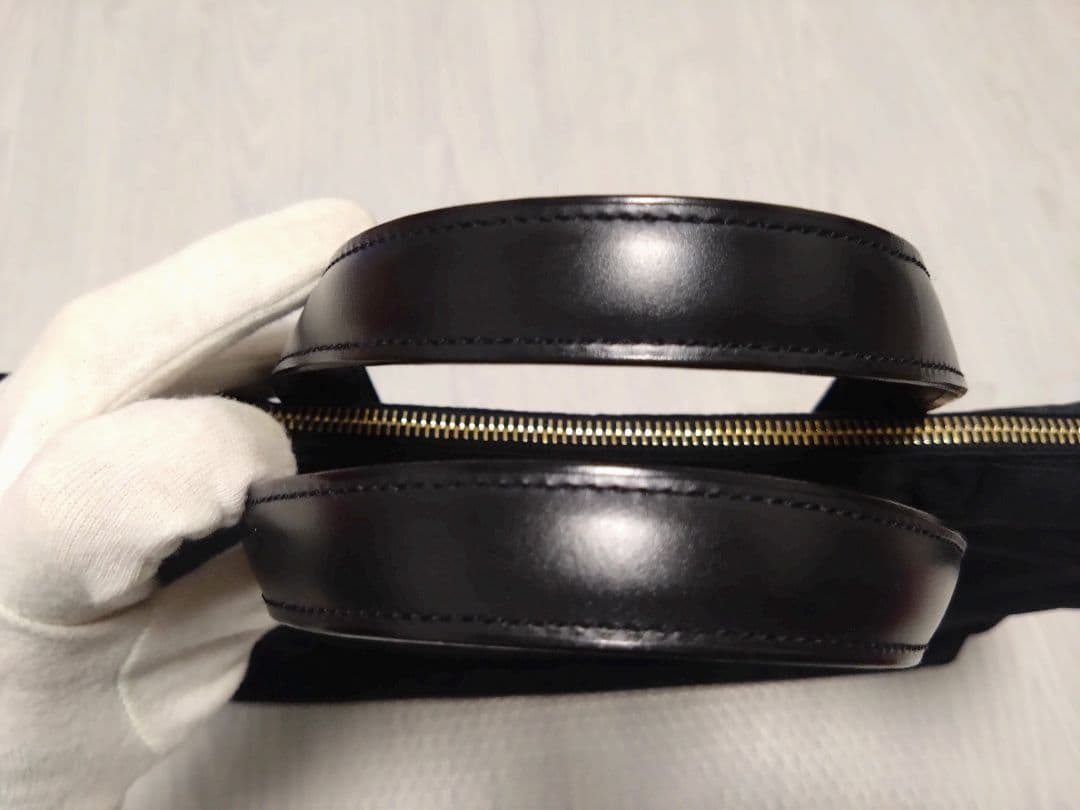 【お値下げ】CHANEL シャネル ニュートラベルライン ビジネスバッグ保存袋付