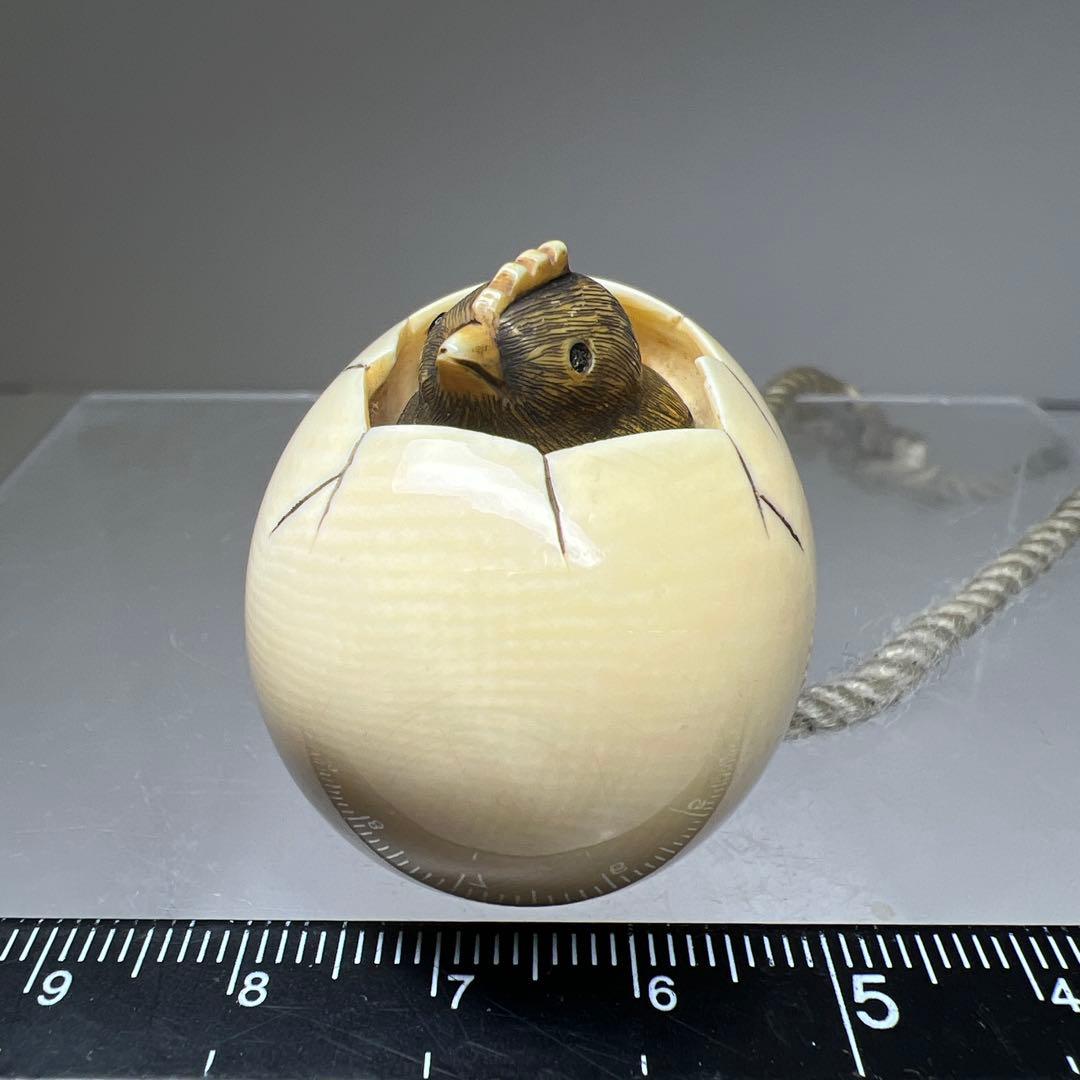 名工光廣在銘　極上ヒヨコからくり根付　37g 東Y8-0118☆2F