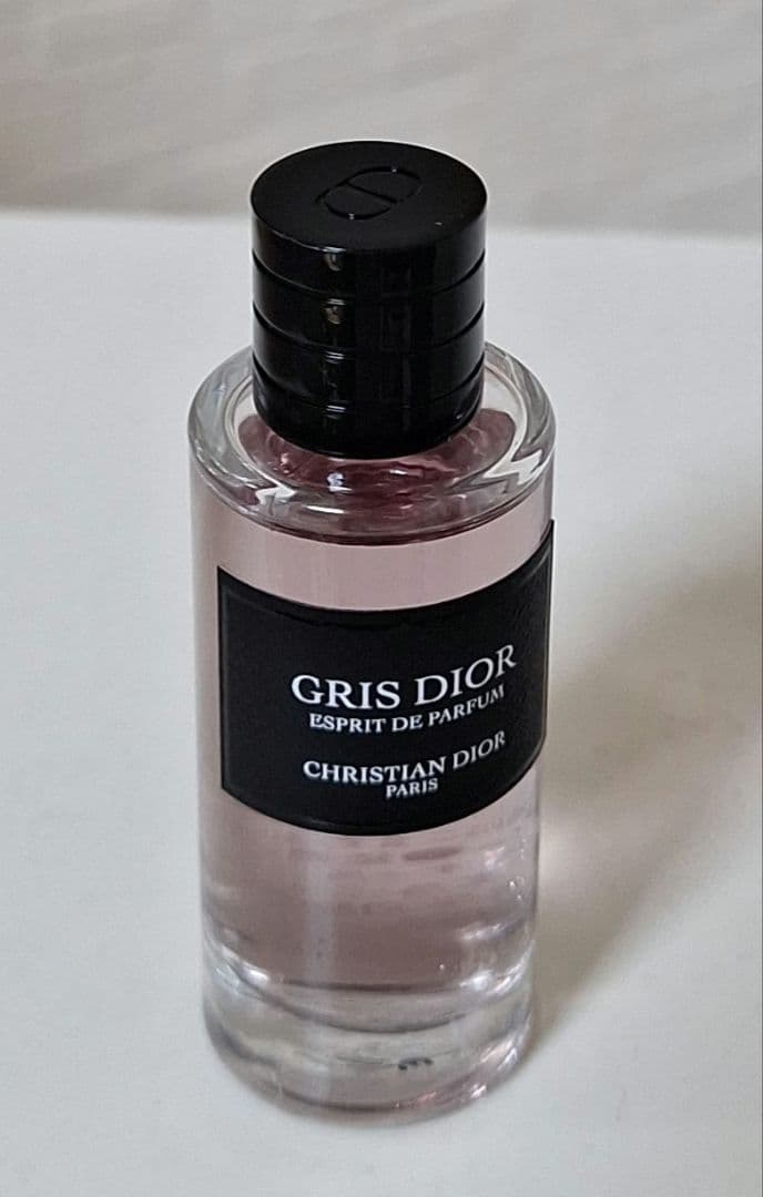 メゾンディオール　グリ　パルファン