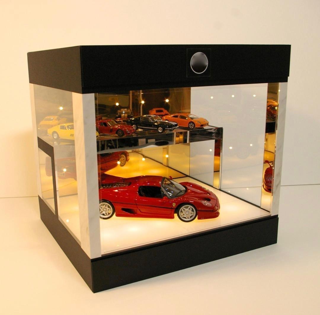 一球オーダー品・雛壇2層式・ディスプレーBOX・スタイリッシュジオラマ