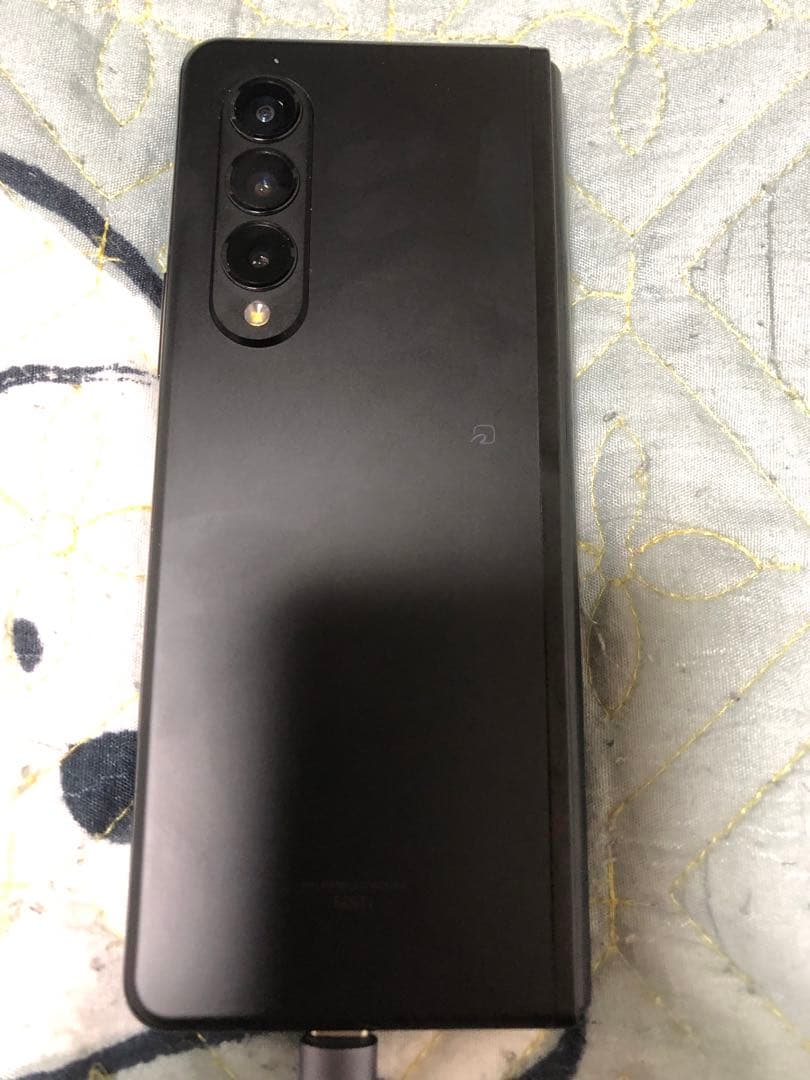 Galaxy Z Fold3 5G 本体