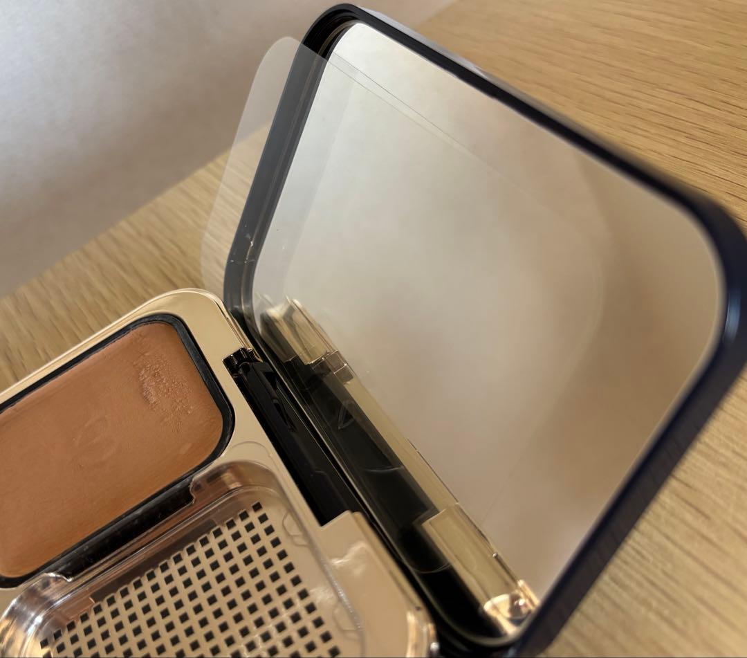 クレ・ド・ポー ボーテ タンプードルエクラⅡ オークル20