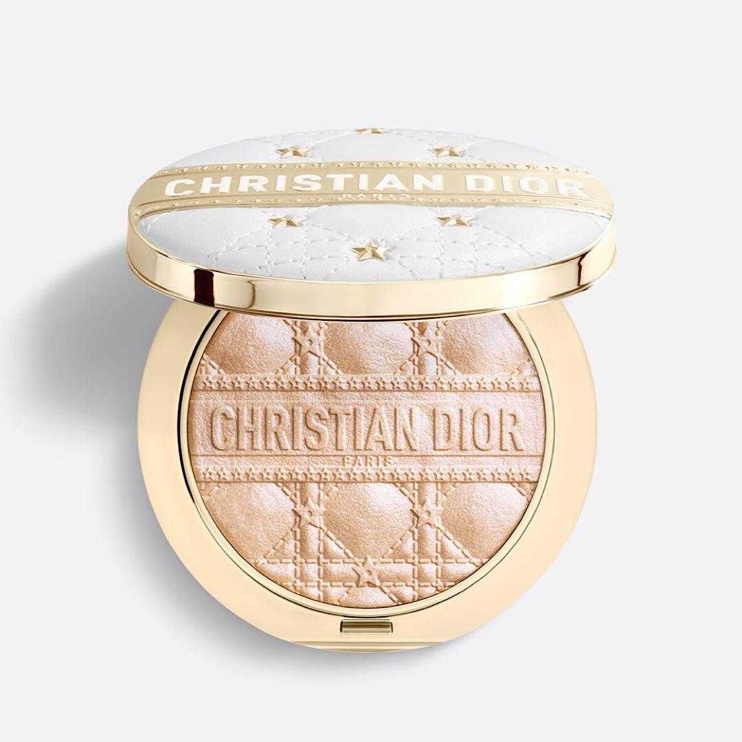 DIOR ディオールスキンフォーエヴァーグロウ ルミナイザー 001