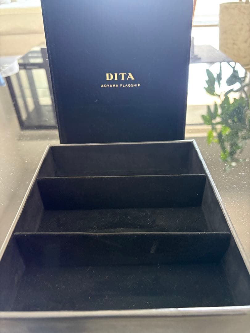 DITA ADYANA FLAGSHIP メガネケース