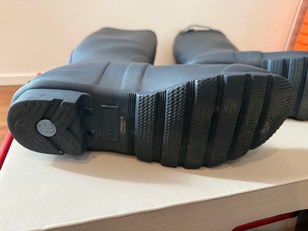 希少サイズ HUNTER レインブーツ ネイビー UK8 26〜27cm程度