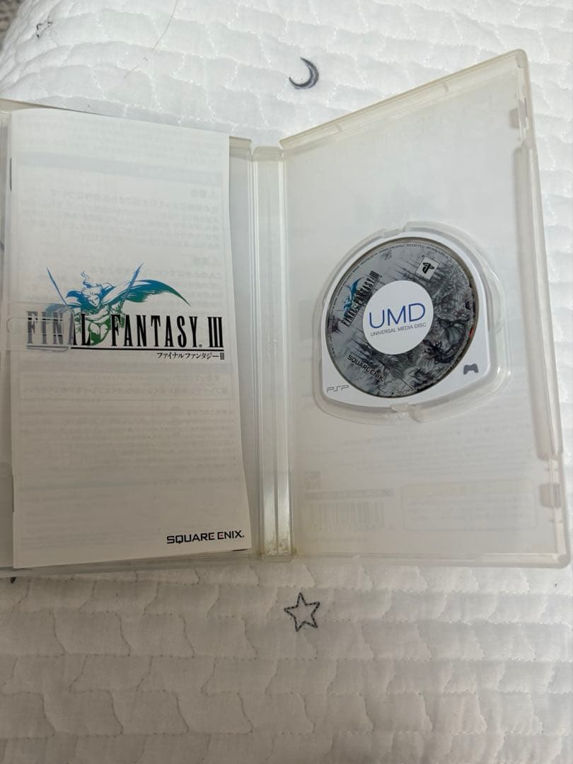 PSP本体（ブルー）＋ソフト8本＋充電器セット