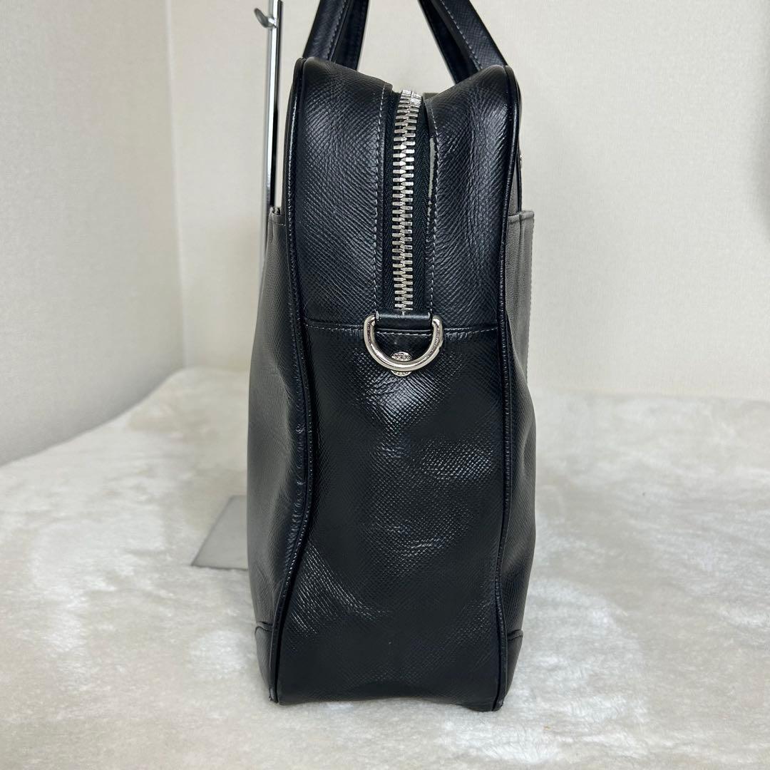 ✨激レア✨GLOBE TROTTER ビジネスバッグ ショルダー オールレザー