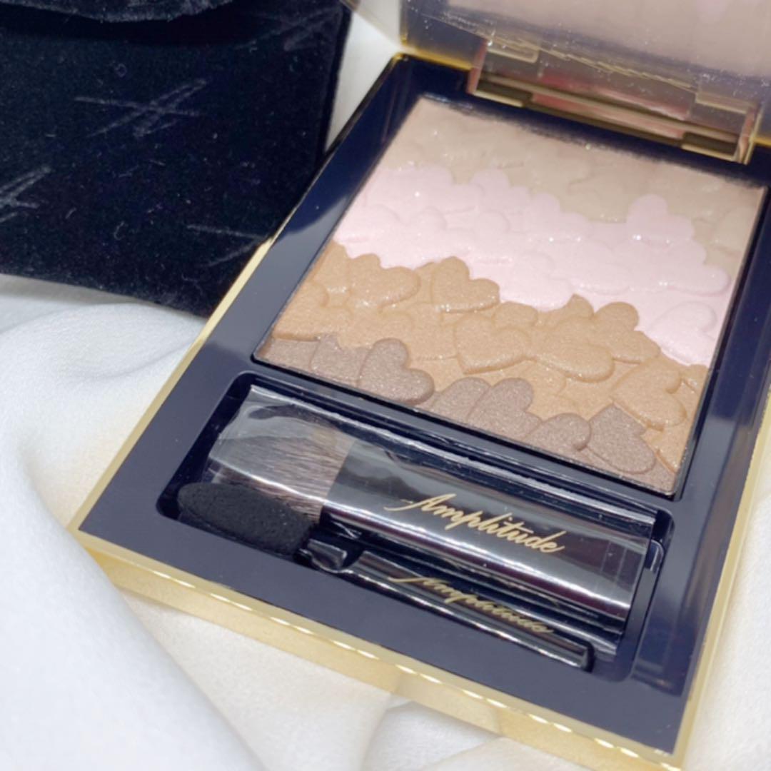 新品未使用　限定品　アンプリチュード　アンプルラブ　フォーアイズ　アイシャドウ