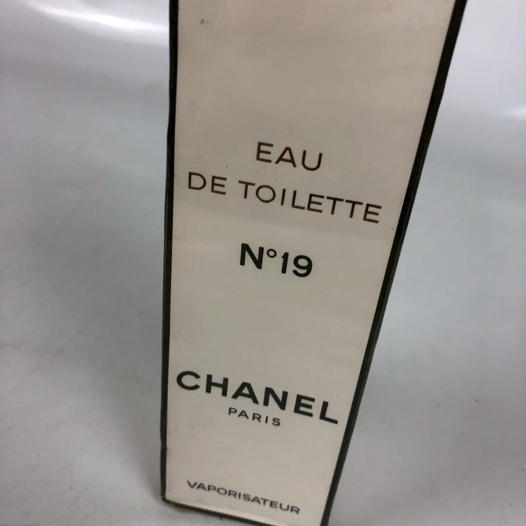 CHANEL シャネル No19 EAU DE TOILETTE 香水