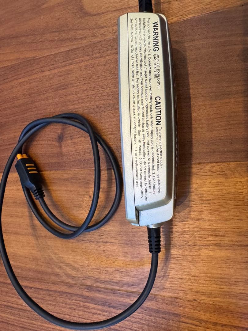 CTEK バッテリーチャージャー MXS5.0JP 国内版 純正オプション付き