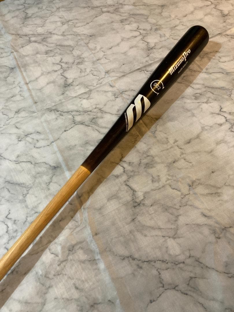 コミッショナーマーク入り 木製バット