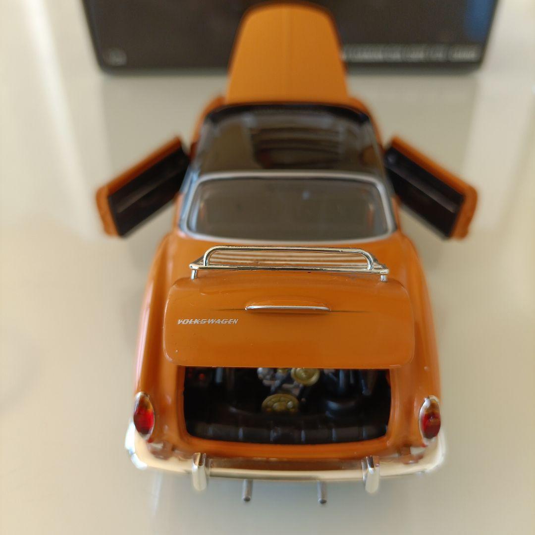 ミニチャンプス製　フォルクスワーゲン　カルマンギア