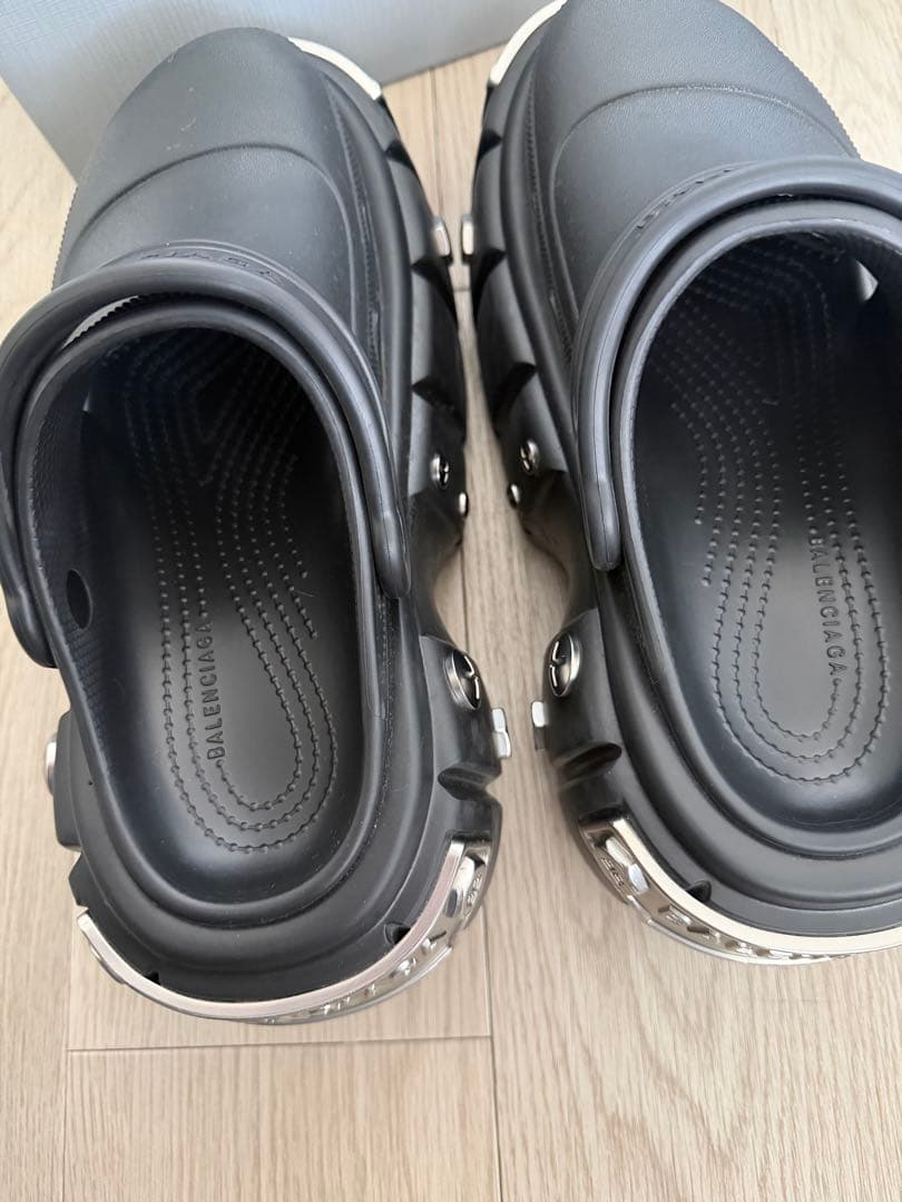 靴 balenciaga hard crocs 39