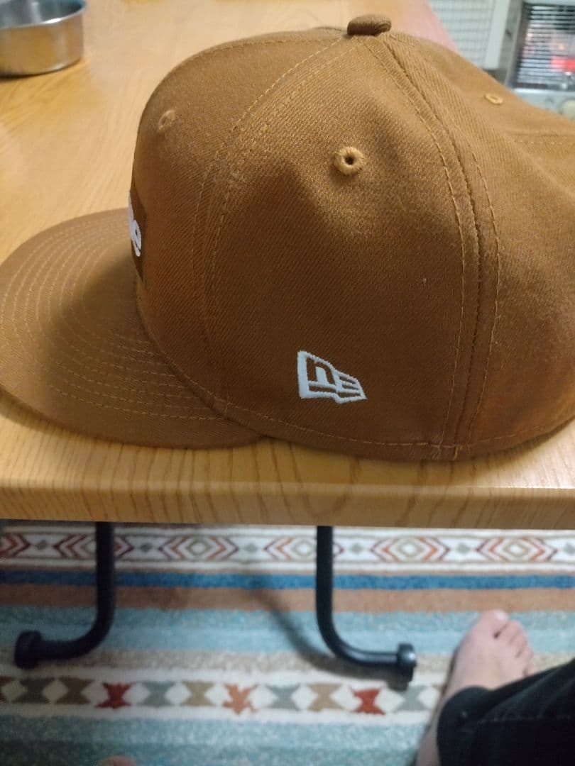 シュプリームNEWERAキャップ