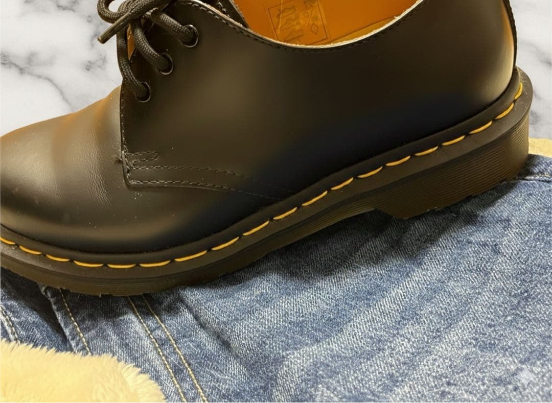 【極美品✨】ドクターマーチン 1461 3ホール 11837 UK4 黒