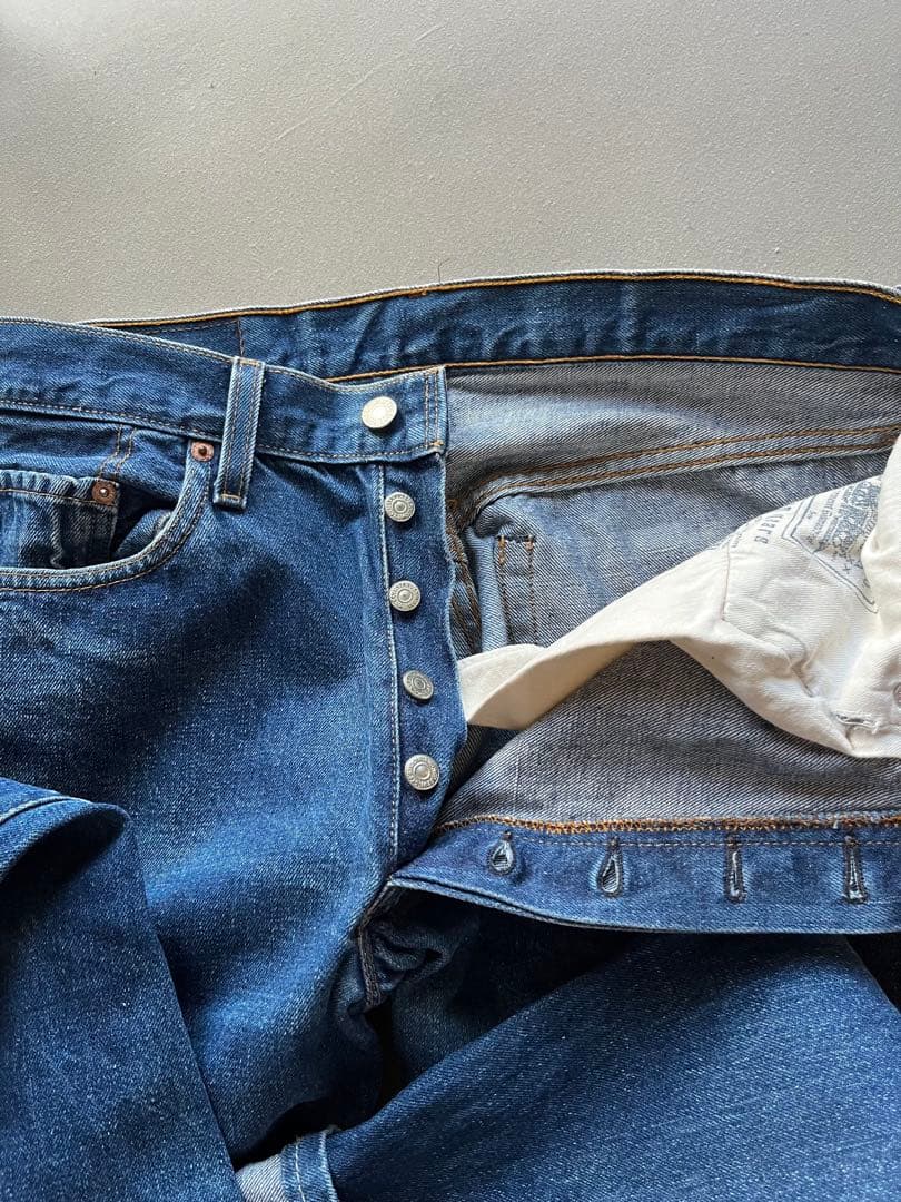 リーバイス　501 ビッグE 赤耳　USA製　ボタン裏刻印555 110周年