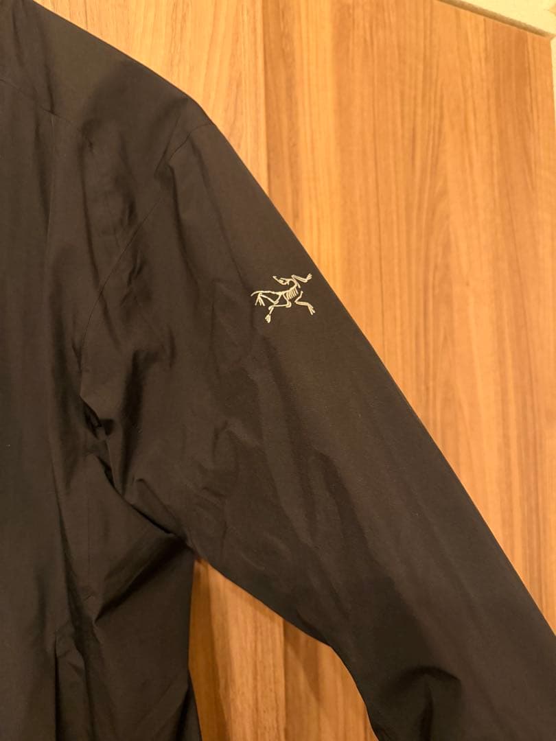 マルシェさん専用　ARC'TERYX ブラック ナイロンジャケット