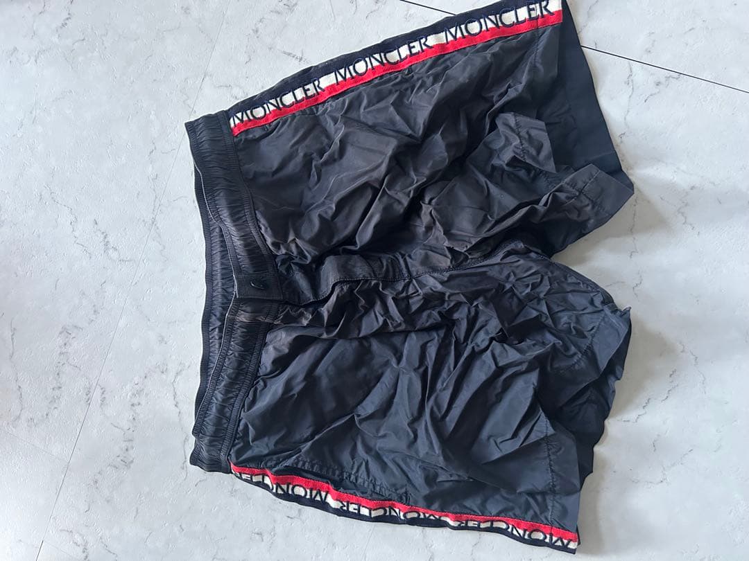 モンクレール 水着 短パン
