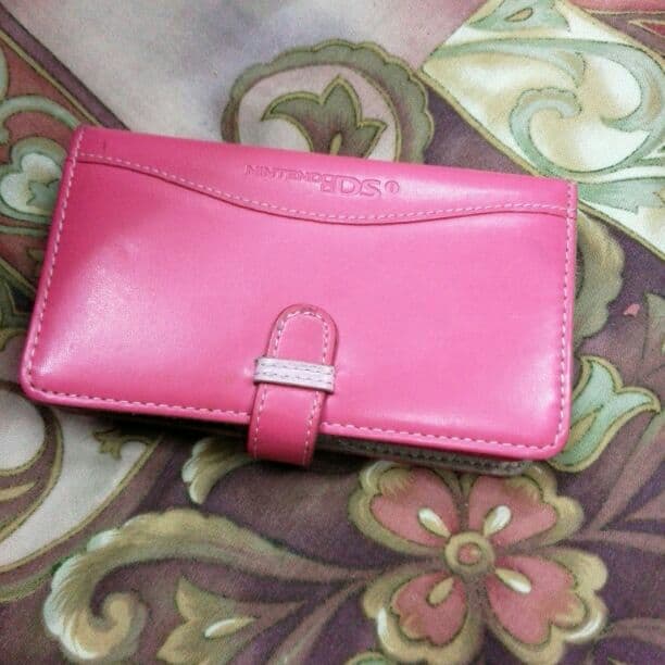 [お値下げ]6888円 ソフト4つつき！DSi