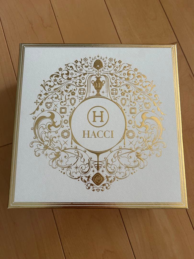 HACCI トリートメントBEEバスエッセンス　BEE HUG 2点セット