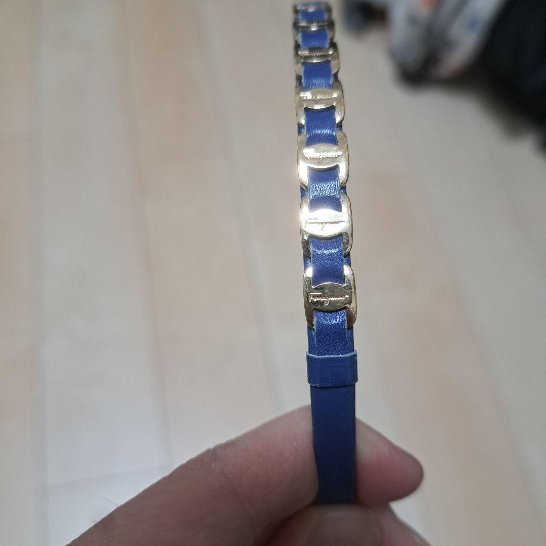 サルヴァトーレフェラガモ　ヘアバンド　ブルー【希少品】【新品未使用品】最終価格