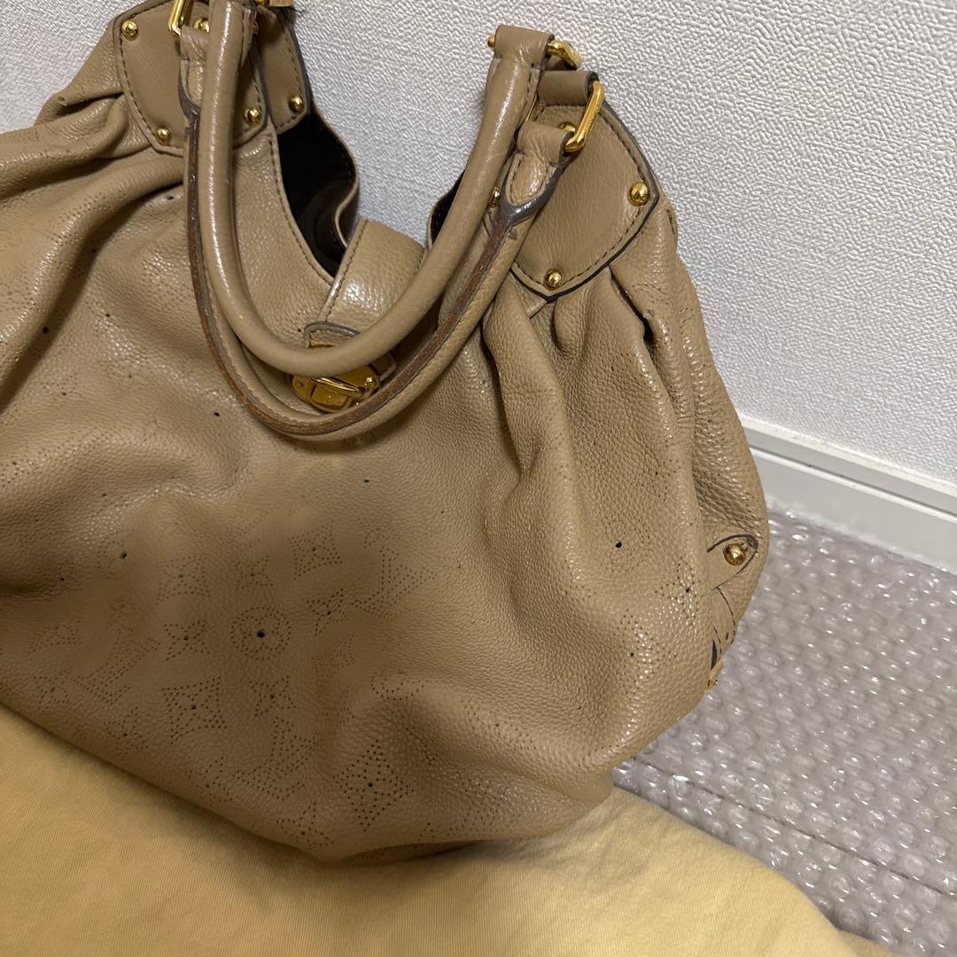 ショルダーバッグ　LOUIS VUITTON マヒナXL