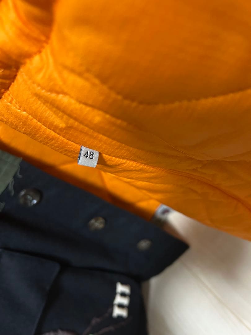 GUCCI ミリタリージャケット 昆虫刺繍 サイズ48