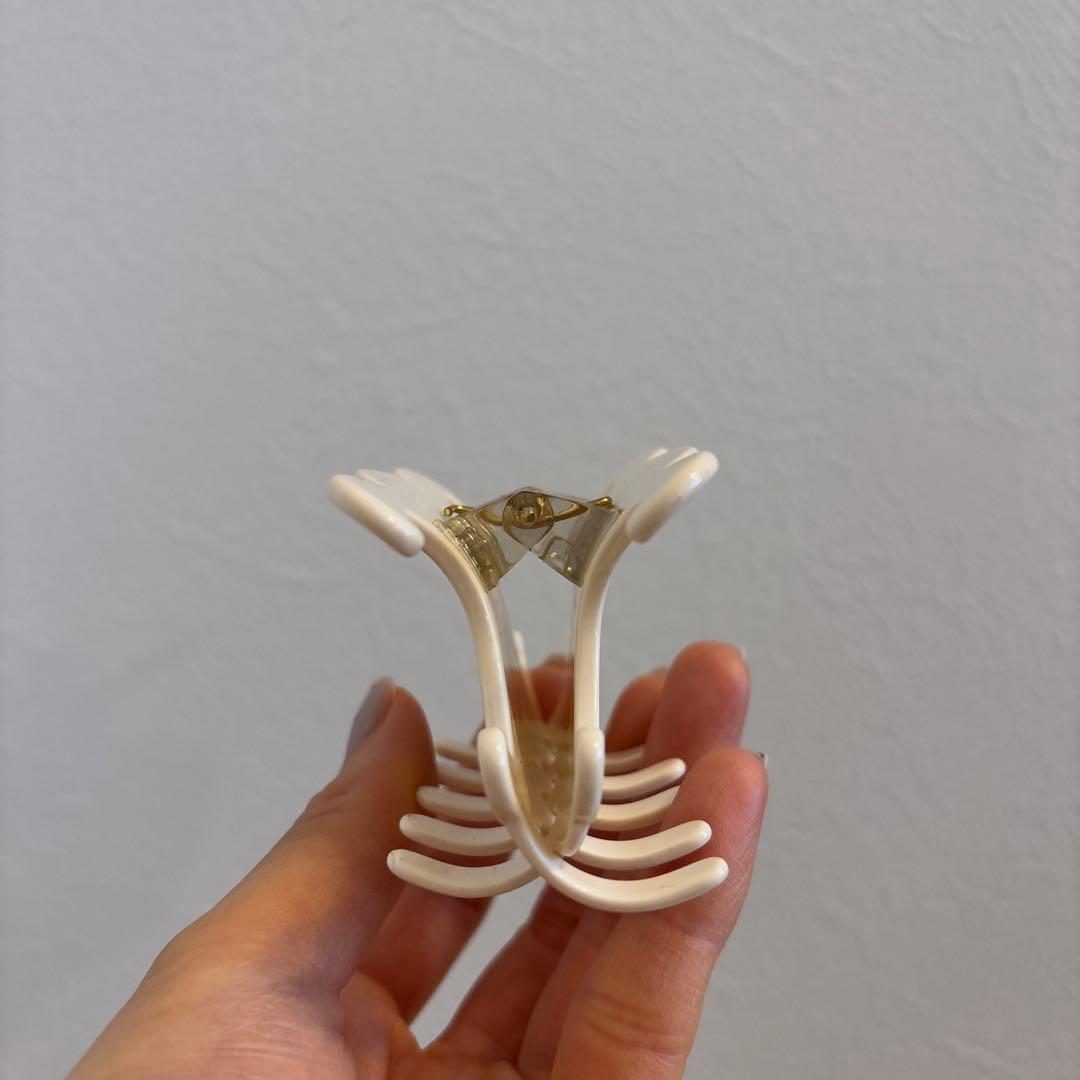 【値下げ】CELINE ラージ ヘアクロー アイボリー