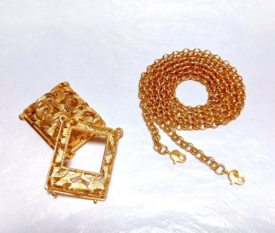 香水(女性用) CHANEL Vintage Perfume Pendant Necklace