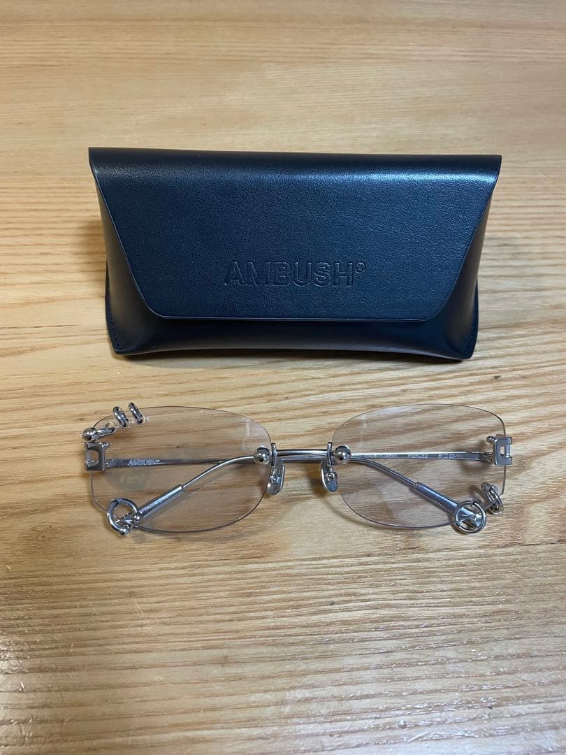 AMBUSH® メガネ ケース付き