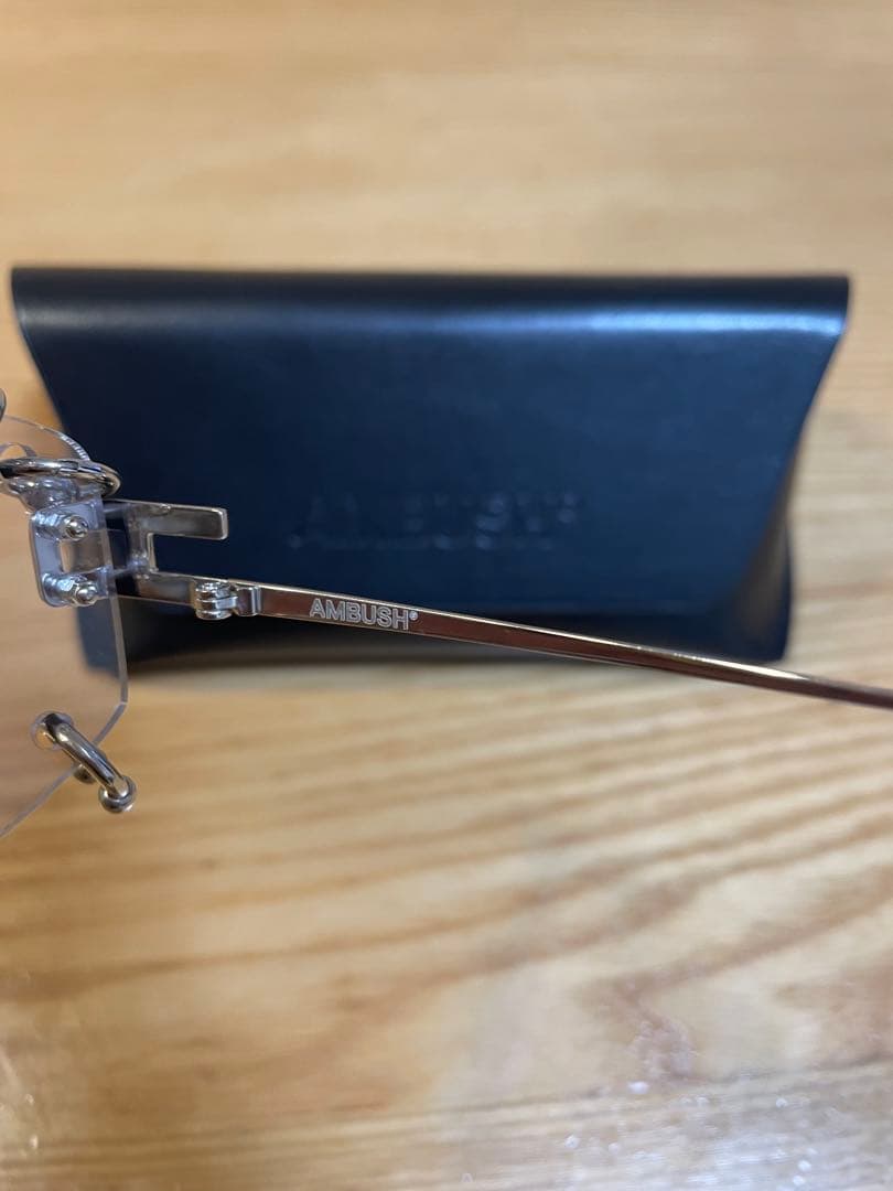 AMBUSH® メガネ ケース付き