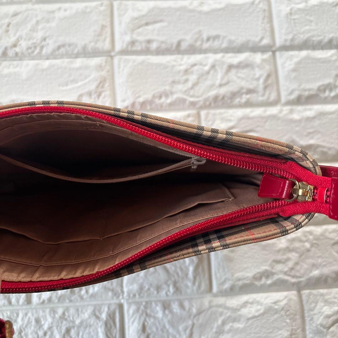 Burberry チェック柄 バッグ