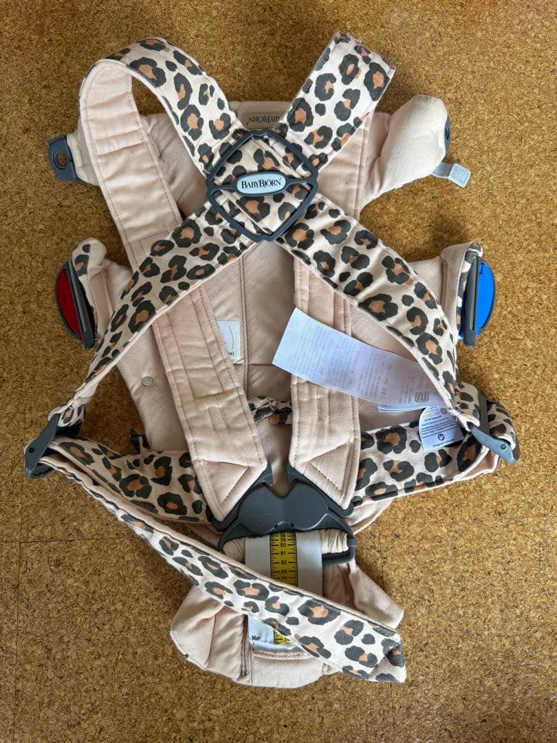 ５児mama　BabyBjörn ベビーキャリア MINI