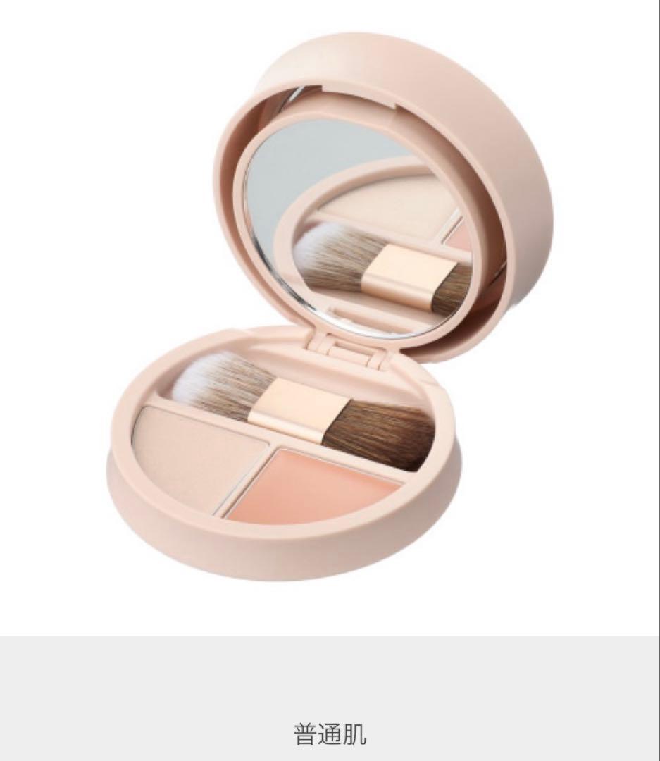 新パウダリーファンデーション オーセンティックウーマンエフォートレスシック