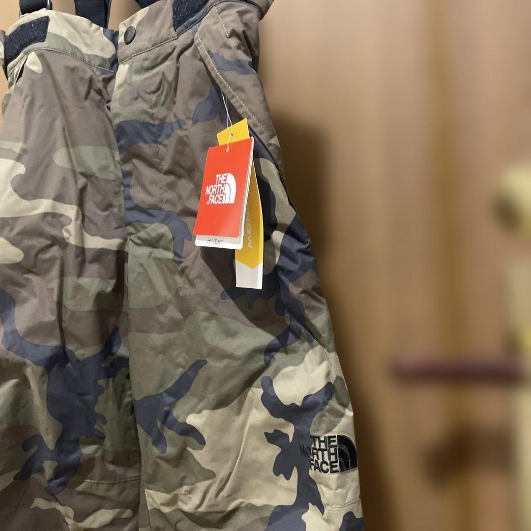 ノースフェイスキッズ迷彩スノーパンツ　140