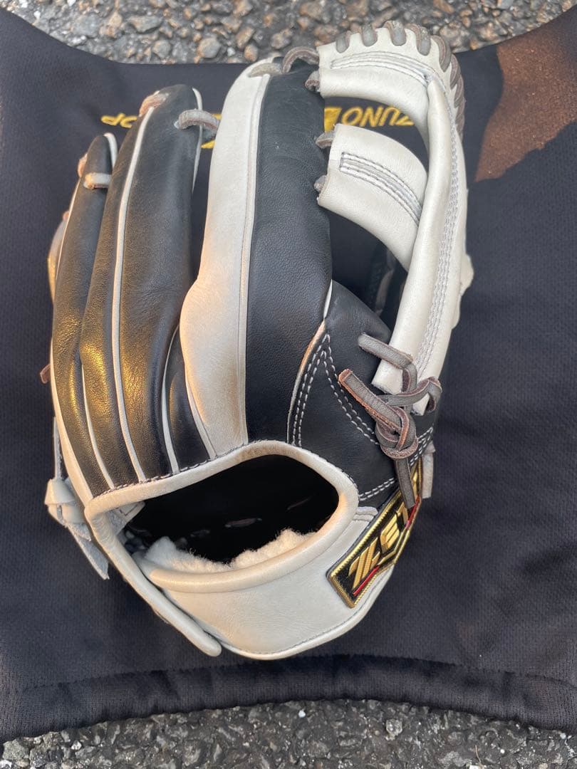 ねこ　ZETT 軟式　吉川尚輝モデル