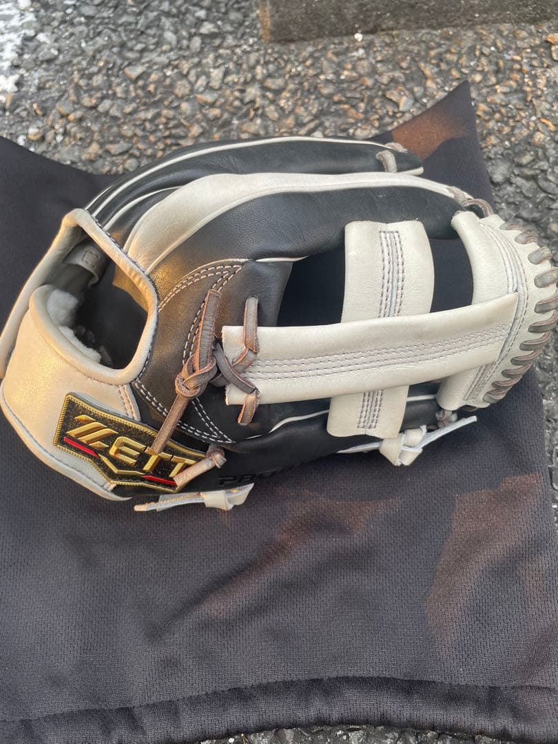 ねこ　ZETT 軟式　吉川尚輝モデル