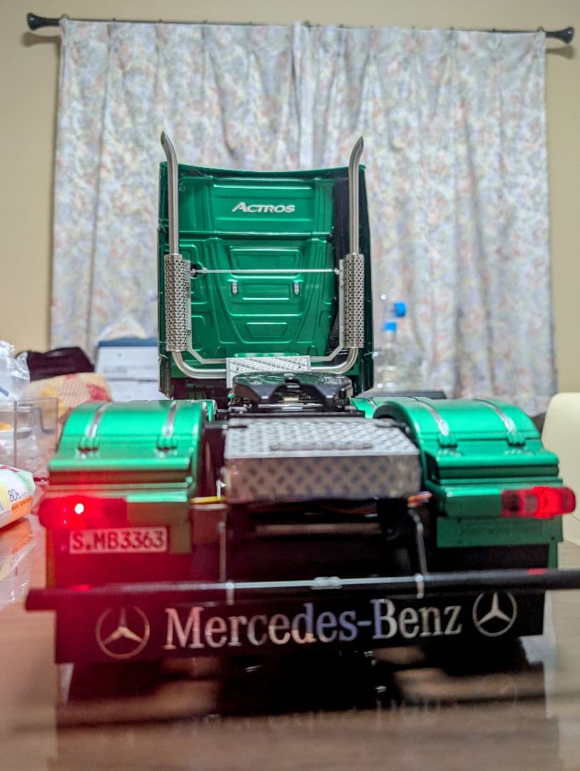 タミヤ1/14 メルセデス・ベンツアクトロス６×4 フルオペ、すぐ遊べます。