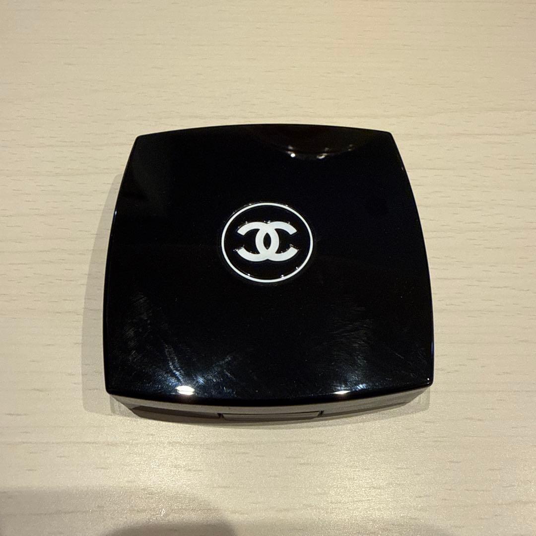 【新品 未使用】CHANEL パウダーチーク 997 ローズ・ルミエール 限定品