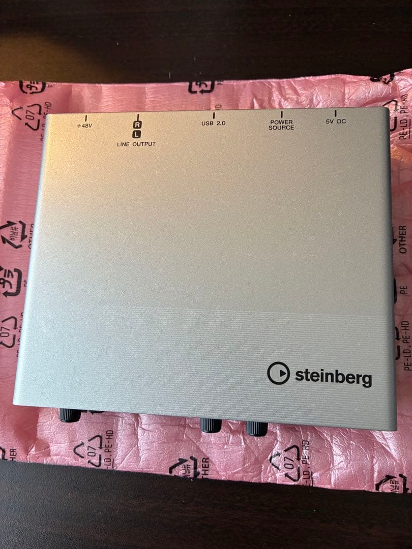 UR12 USBオーディオインターフェイス