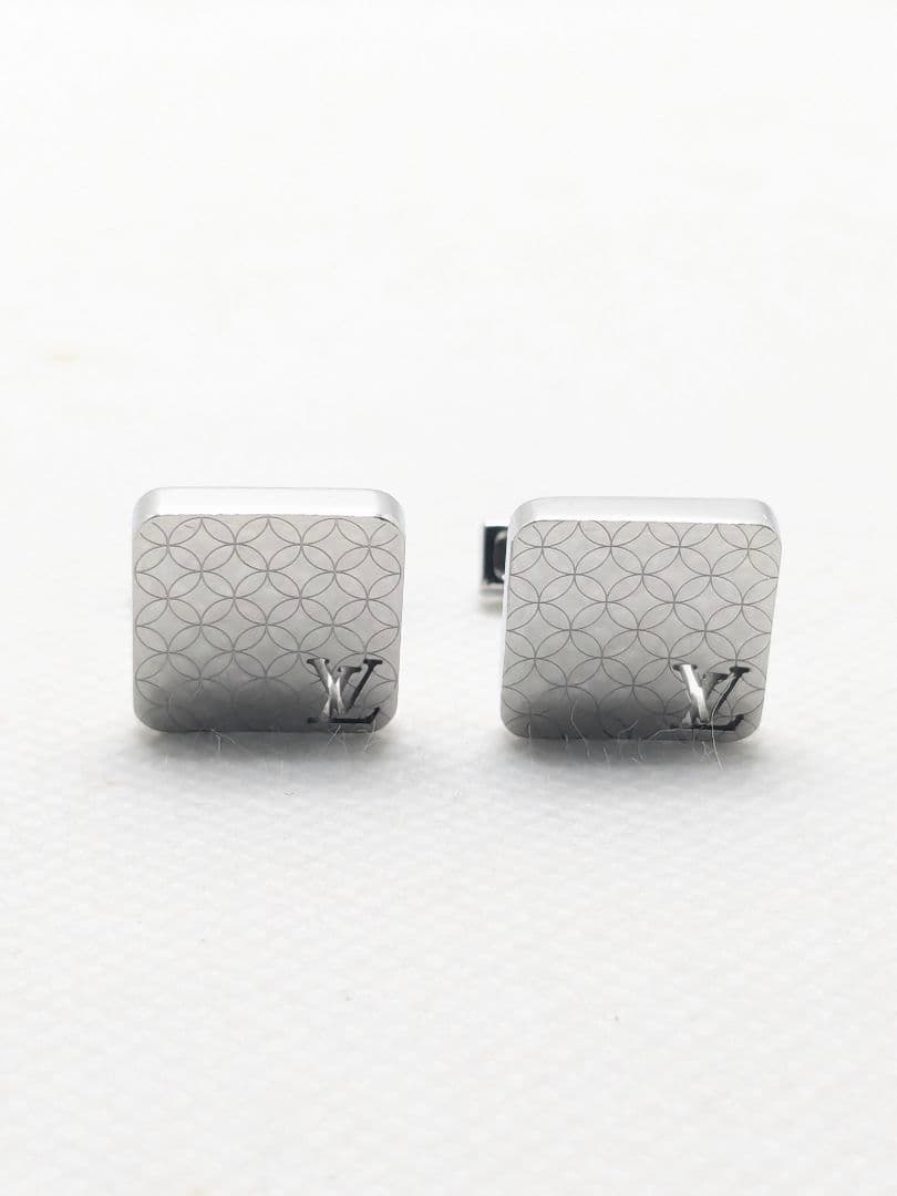 ルイヴィトン シャンゼリゼ ブトン ドゥ マンシェット カフスリンクス シルバー